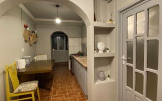 Apartament cu 2 camere/ 47mp/ zona Podu de Fier - Poză 5
