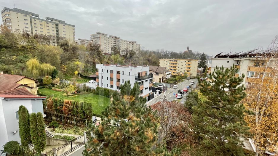 Vanzare apartament 3 camere, decomandat, Plopilor - Poză 12