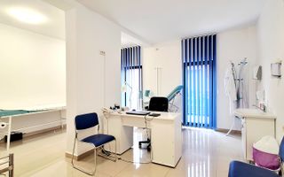 Clădire modernă pentru clinică medicală – Giroc, zonă centrală - Poză 1