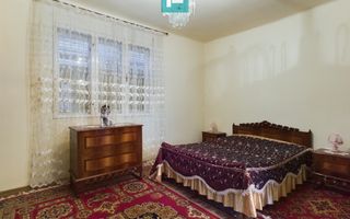 Casă pitorească în județul Arad - Poză 5