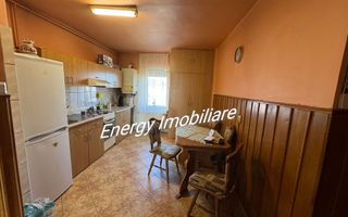 De vânzare apartament cu 3 camere în cartierul Tudor (Corina) - Poză 2