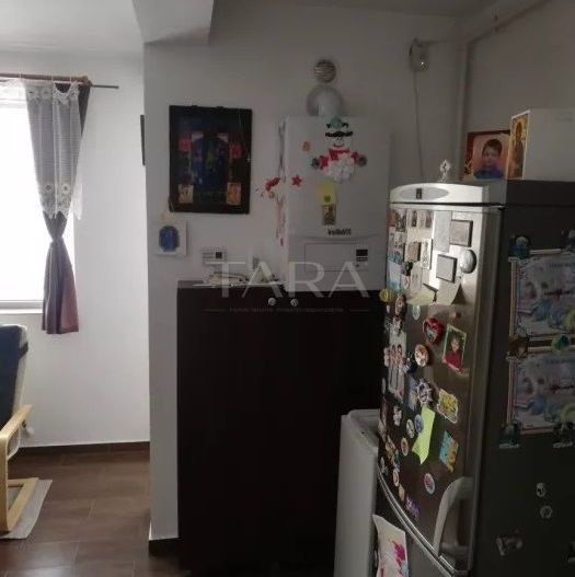 Apartament cu 3 camere de vânzare, zona Polus. - Poză 2