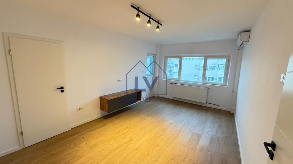 VANZARE 2 CAMERE | ZONA LACUL TEI - Poză 1