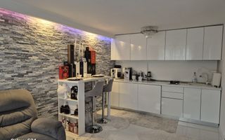 Casă cu 5 camere în Răcădău, Brașov - Poză 5