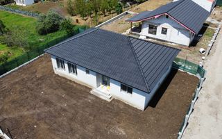 Casă de vânzare în Buituri – ideală pentru personalizare - Poză 11