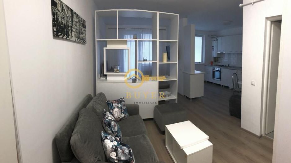 Garsoniera pe Pictor Brana, Selimbar- Etaj 1, loc de parcare privat - Poză 3