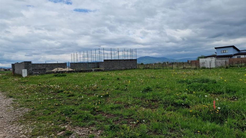Teren intravilan, ideal constructie casa, Sacele -  Izvor, Brasov. - Poză 3