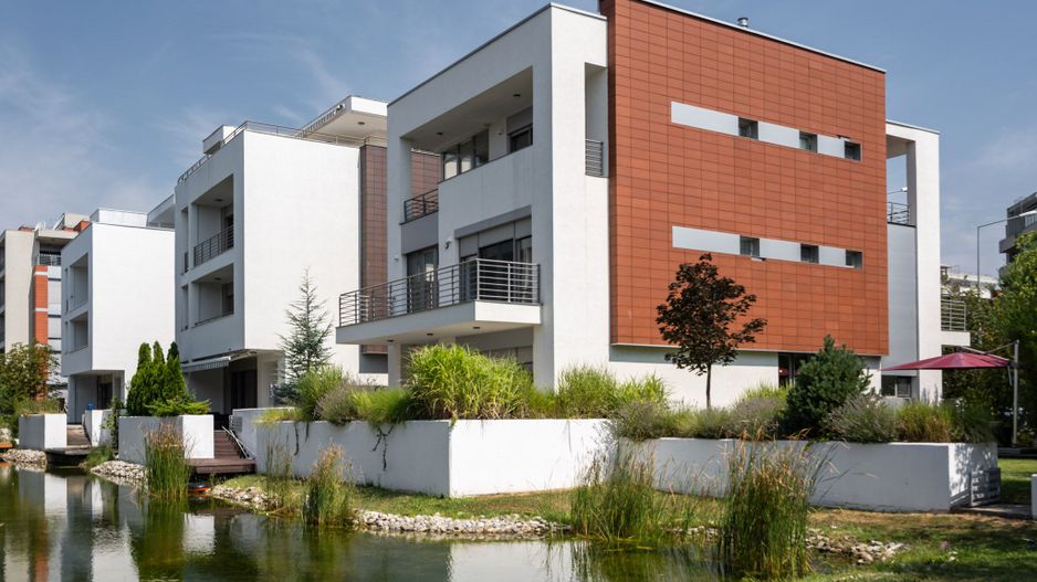 COMISION 0% - Vila eleganta P+2E 380 mp utili, teren 470mp, lac propriu + ponton - Poză 28