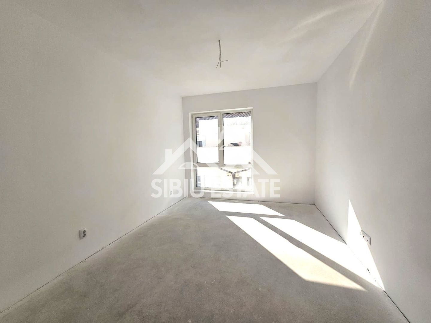 Apartament 2 camere decomandate si terasa - Poză 5