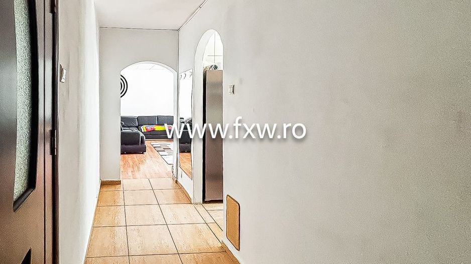Apartament 3 camere semidecomandat, mobilat și utilat modern - Poză 6