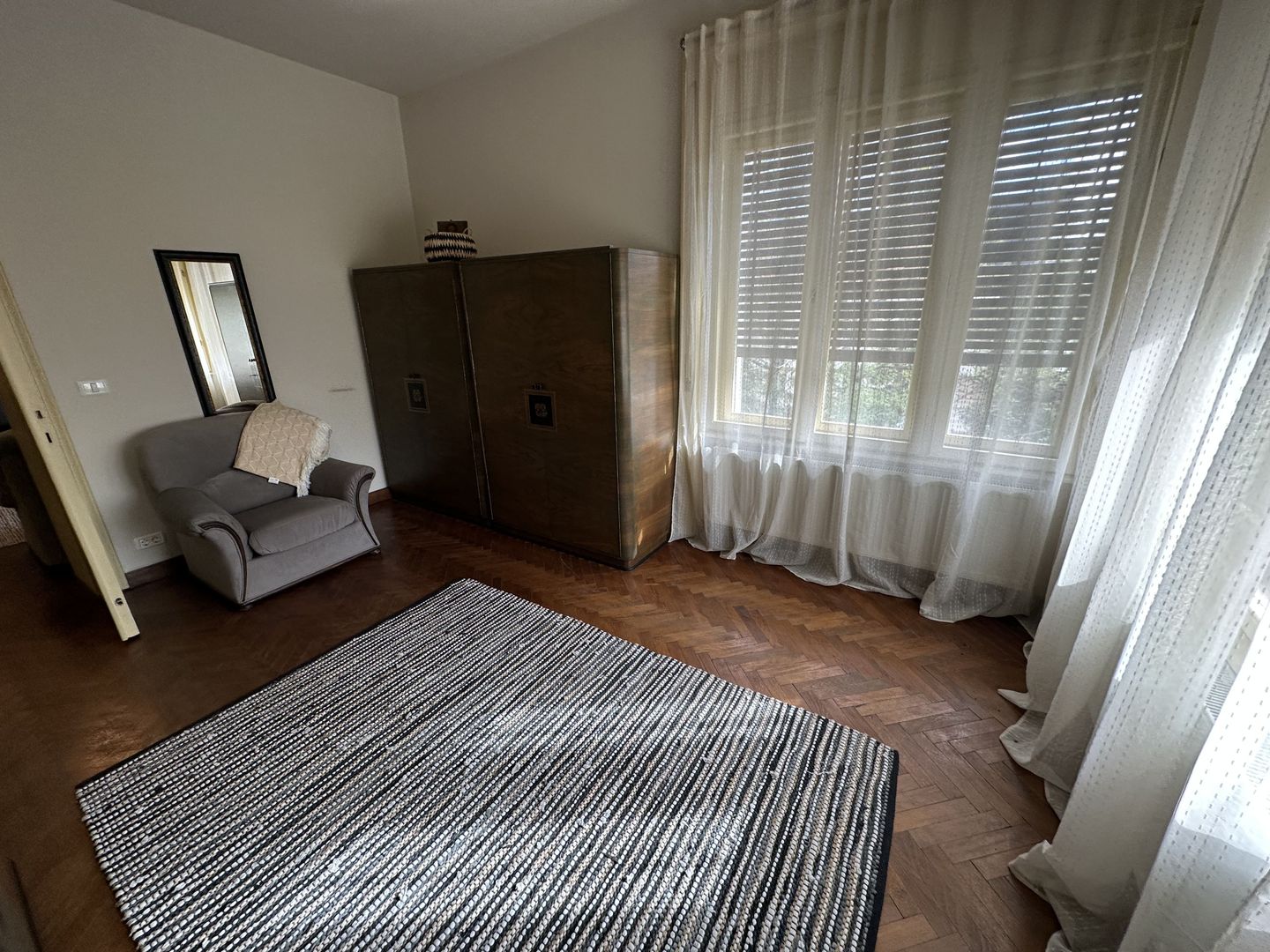 Apartament in vila zona Popa Sapca - Poză 13