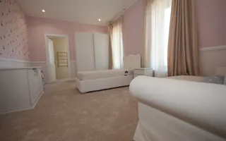 Casă / Vilă cu 8 camere de vânzare în zona Est - Poză 13