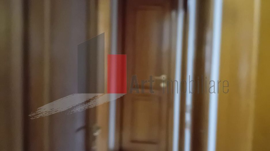 APARTAMENT 3 CAMERE SEBASTIAN - Poză 2