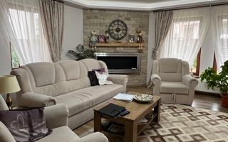 Casa Unifamilială 5 camere de vânzare SIBIU / Loc. Șura Mică - Poză 4