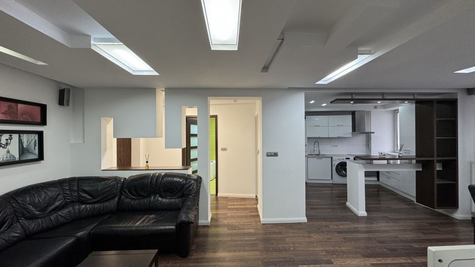 Super apartament in blocul turn de la OMV - Poză 2