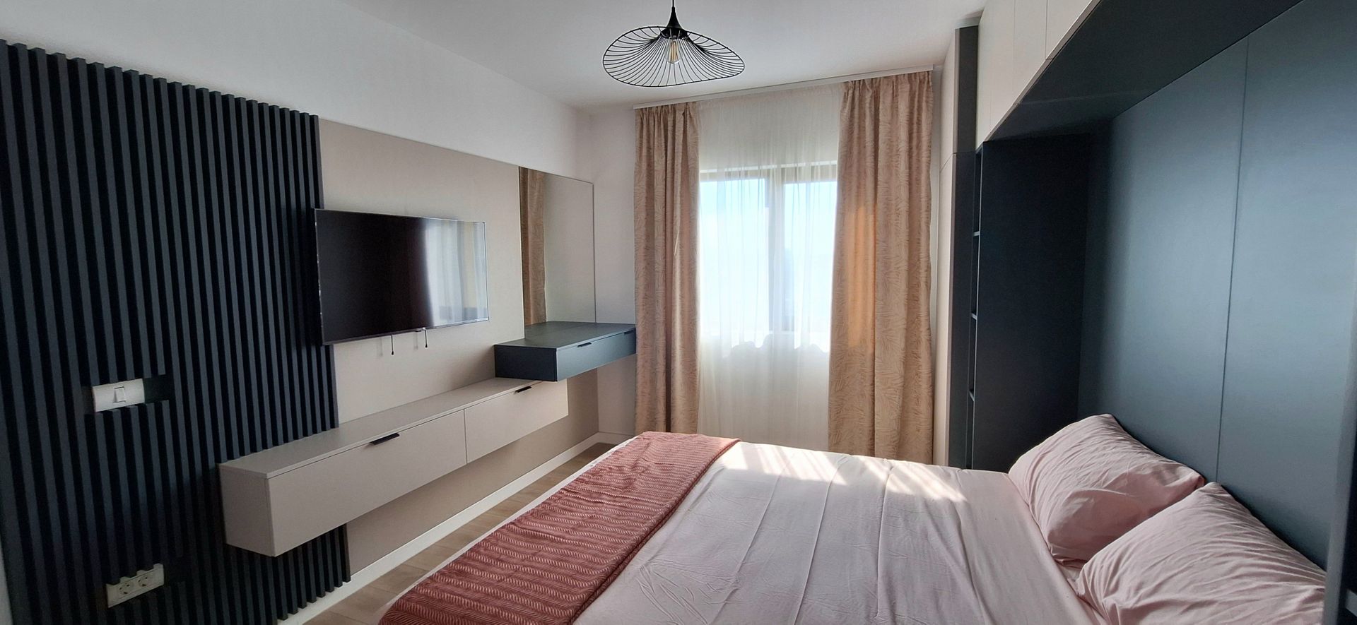 Apartament nou mobilat cu 2 locuri de parcare - Poză 12