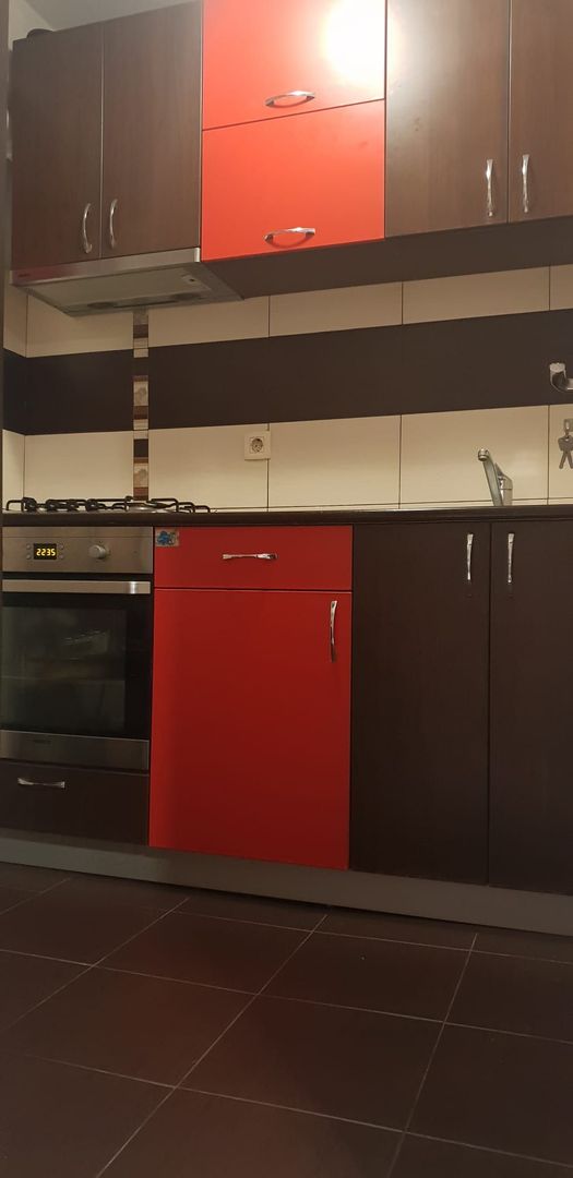 GARSONIERA - CRANGASI, BUCATARIE INCHISA, MOBILAT/UTILAT MODERN - Poză 4