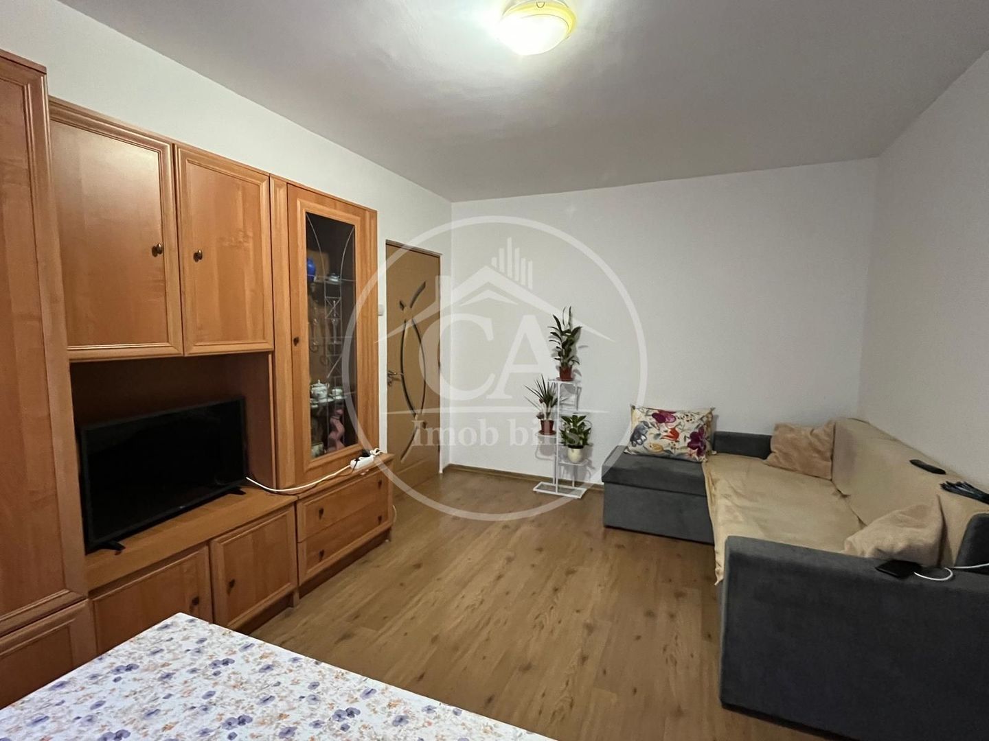 Apartament cu 2 camere de vânzare în zona Calea Aradului, Oradea - Poză 2
