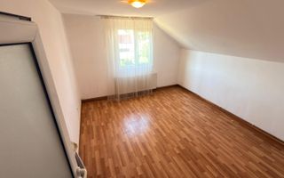 Vand Casa P+M 5 Camere-Curte si Strada Privata-Zona Catargiu - Poză 2