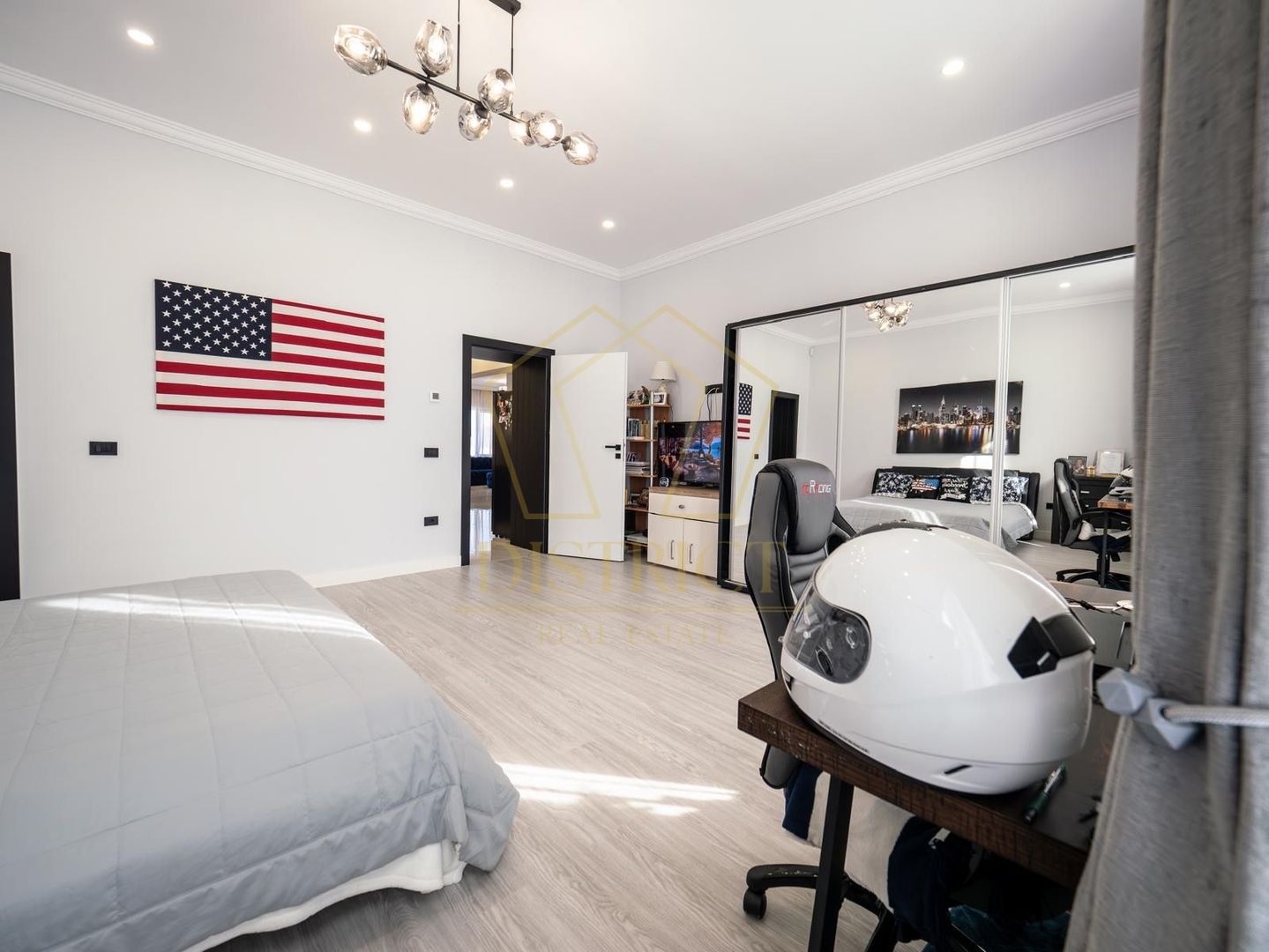 Vilă de LUX cu piscină, 278 mp utili și teren de 1.780 mp I Sag - Poză 26