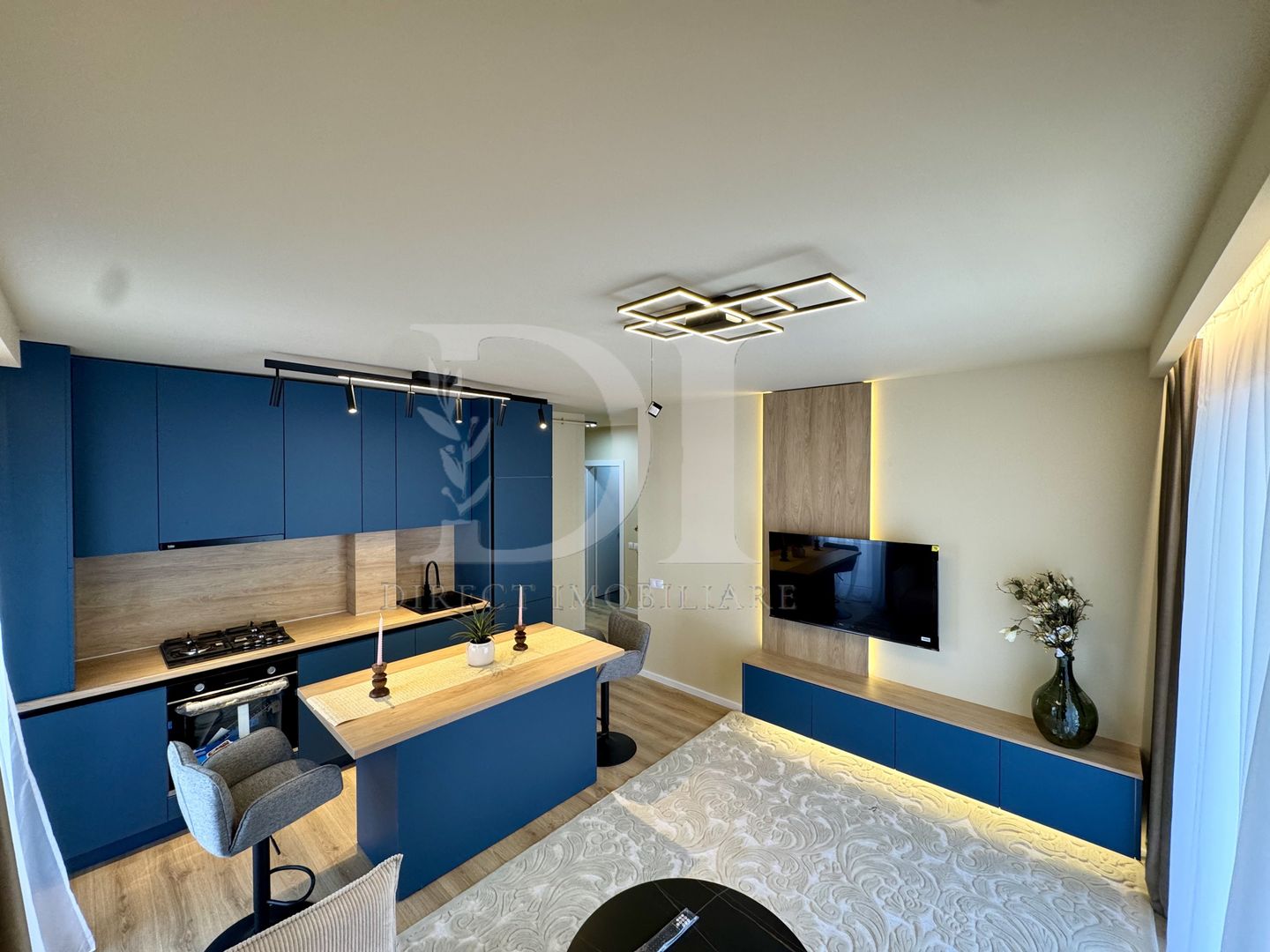 Apartament ultramodern / 3 camere / Zona Eroilor - Poză 4