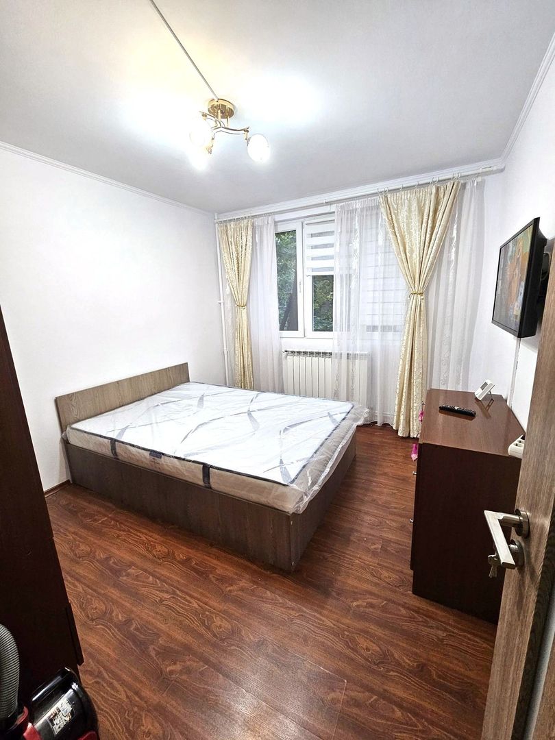 Închiriez Apartament cu 🏡 2 camere, centrală proprie, parcare, 1 Decembrie 1918 - Poză 3