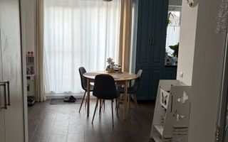 Apartament decomandat cu 3 camere, 2 terase de 10 mp, parcare și boxă. - Poză 2