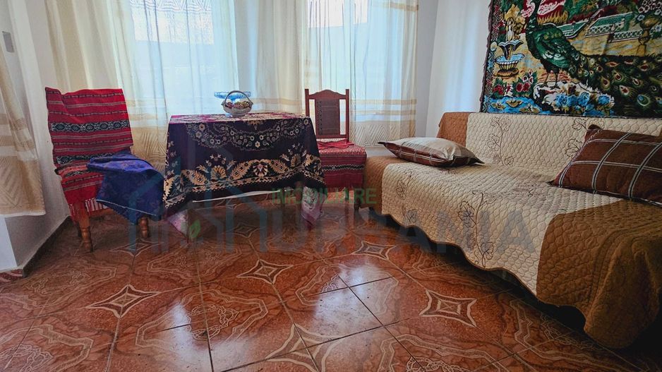 Particular, Vanzare urgenta Casa + teren com Grozesti jud Iasi - Poză 7