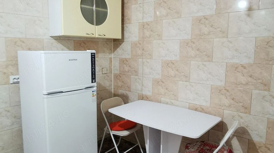 De inchiriat apartament 3 camere, parter, zona Constructorilor, 400 Euro - Poză 7
