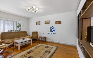 De vânzare Apartament 3 camere Mobilat si utilat., et. 3/4 Alfa, Arad. - Poză 1