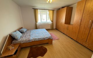 Casă în exclusivitate la Ocna Sibiului - Poză 3