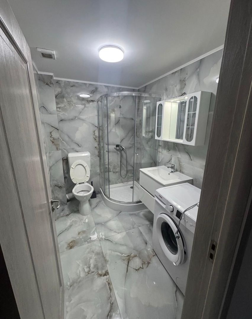 GARSONIERA REPUBLICA, BLOC NOU, BUCATARIE INCHISA, METROU 5 MINUTE - Poză 4