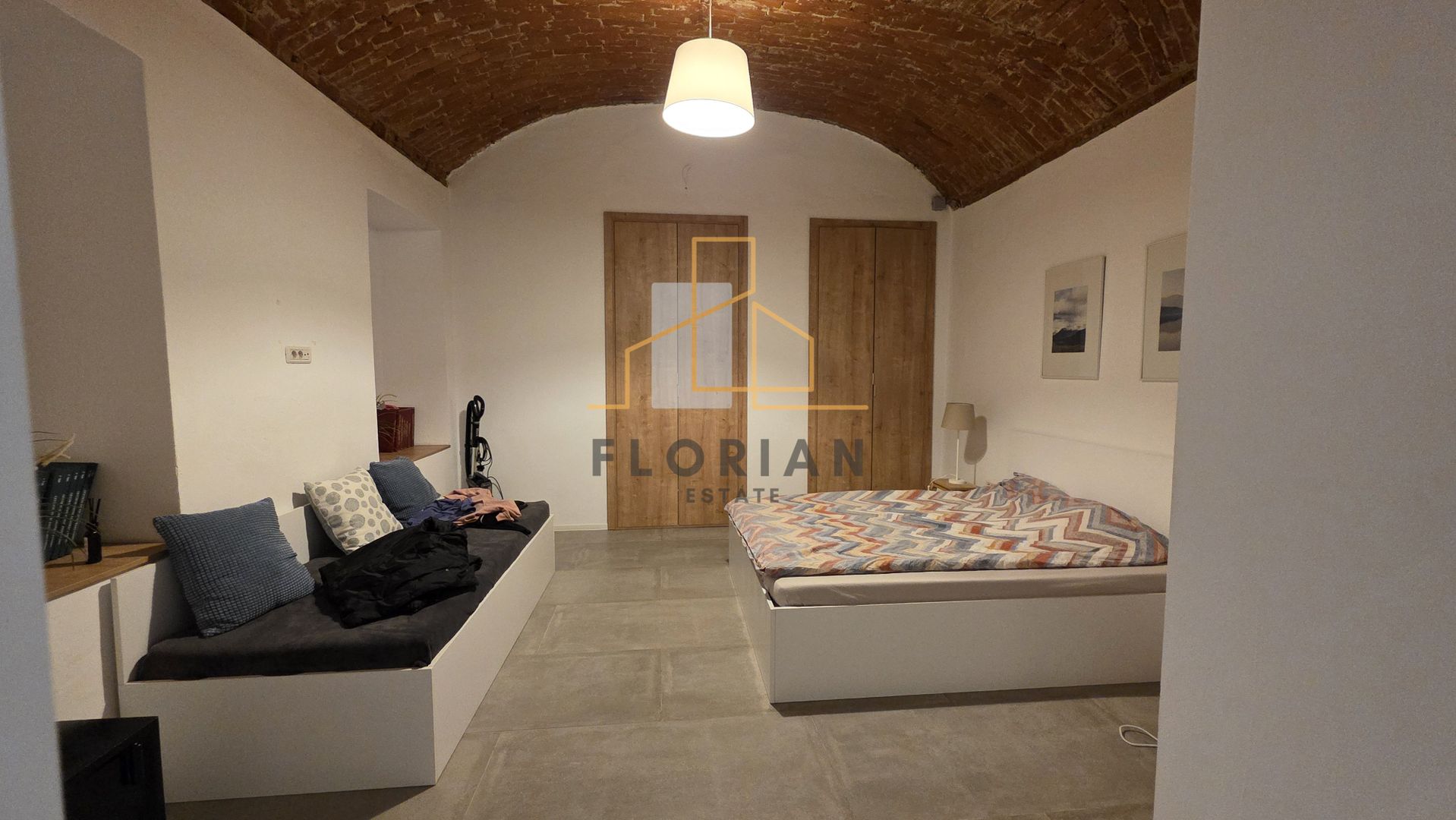 Spatiu Comercial-Apartamente Traian - Cladire integrala - Poză 3