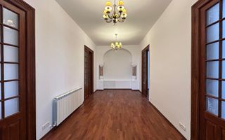 Vilă Neoclasică Arh. Enescu Cișmigiu 4 camere - Poză 2