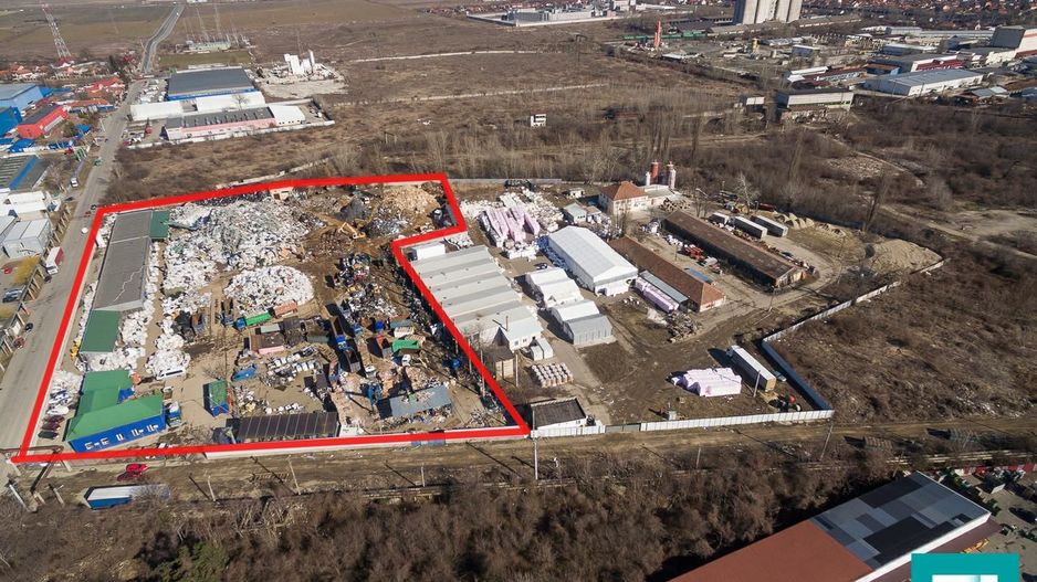 Platformă industrială cu linie CFR funcțională - Poză 4