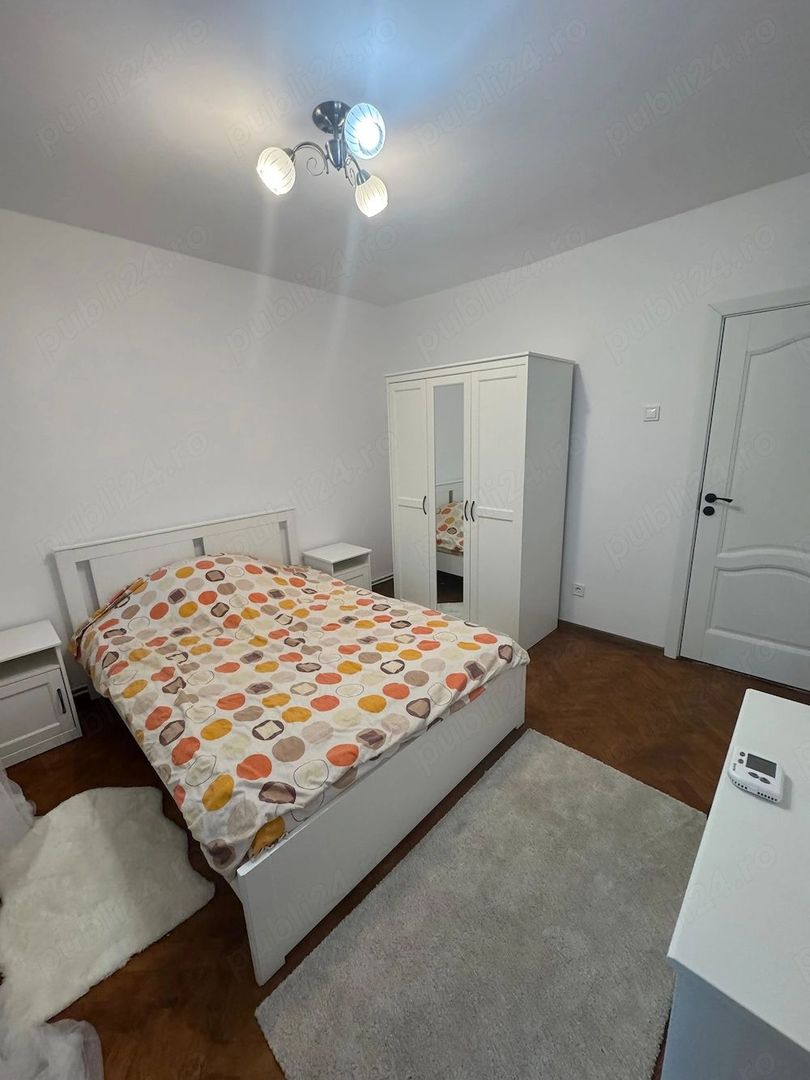 Decomandat,etaj 2, recent renovat, aproape de Iulius Mall si centru - Poză 4