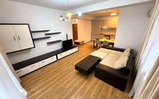 2 camere, Andrei Muresanu,Grand Hotel Italia, Trifoiului - Poză 1