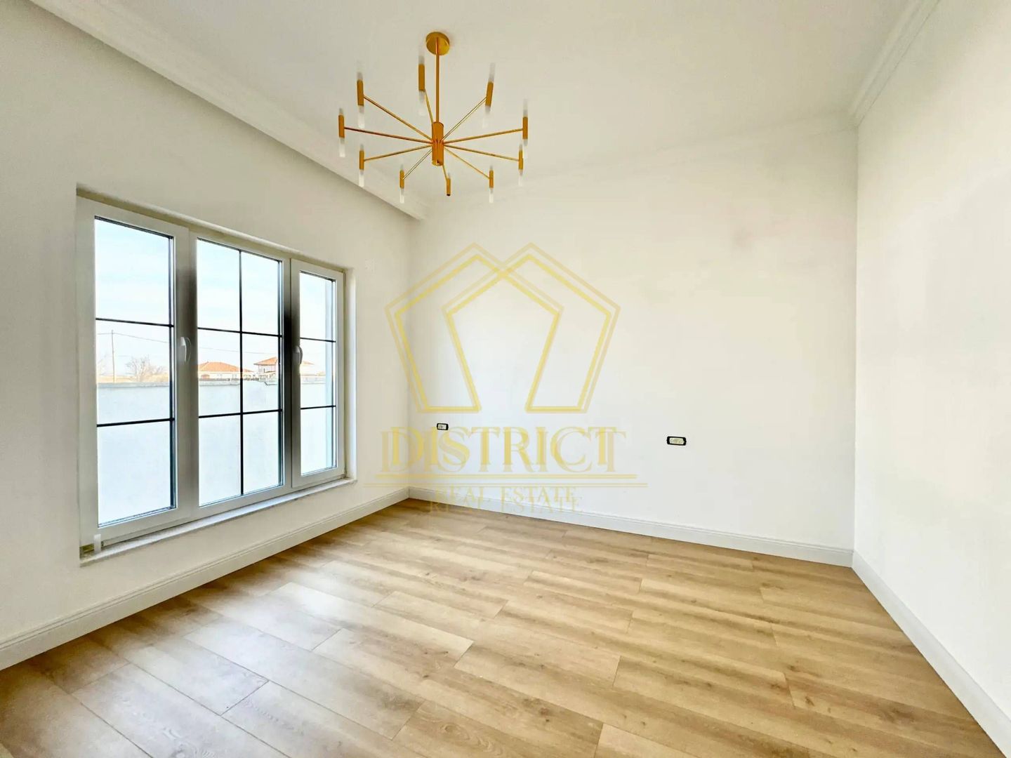 Duplex superb cu 4 camere si 2 bai | Zona Lac | Dumbravita - Poză 7