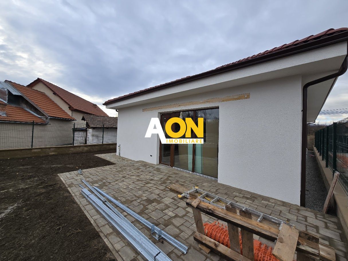 Casa Individuala 4 Camere 2 Bai, 400mp Teren Zona Barabant - Poză 2