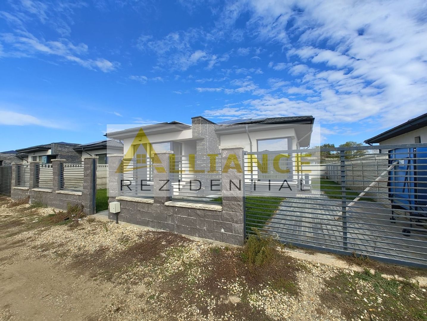 Casa individuala - 3 camere-Teren 375 mp-PANOURI SOLARE - Poză 4
