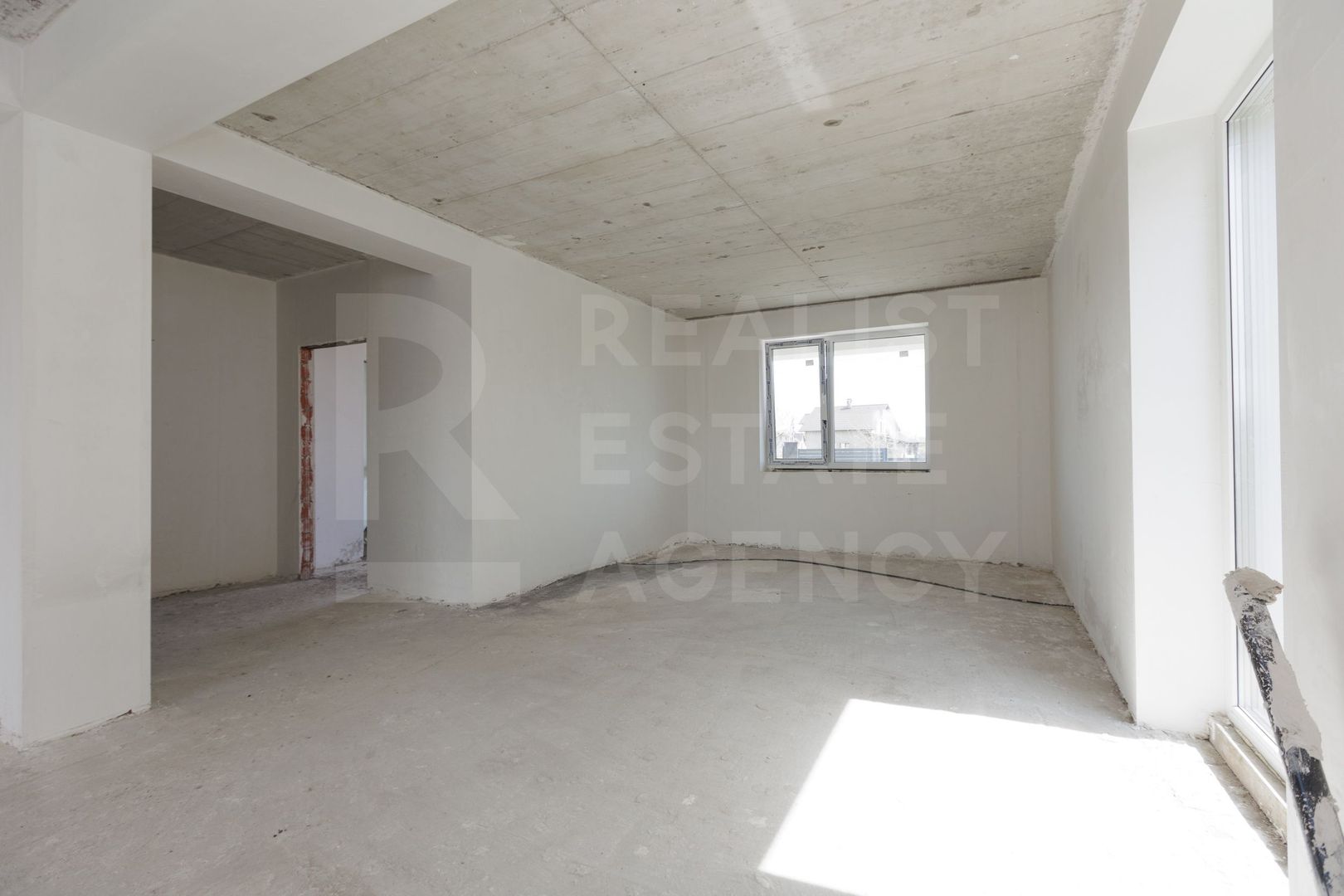 Vânzare, Hi-Tech, 2 nivele, 4 camere, strada  A. Lăpușneanu, Budești - Poză 24