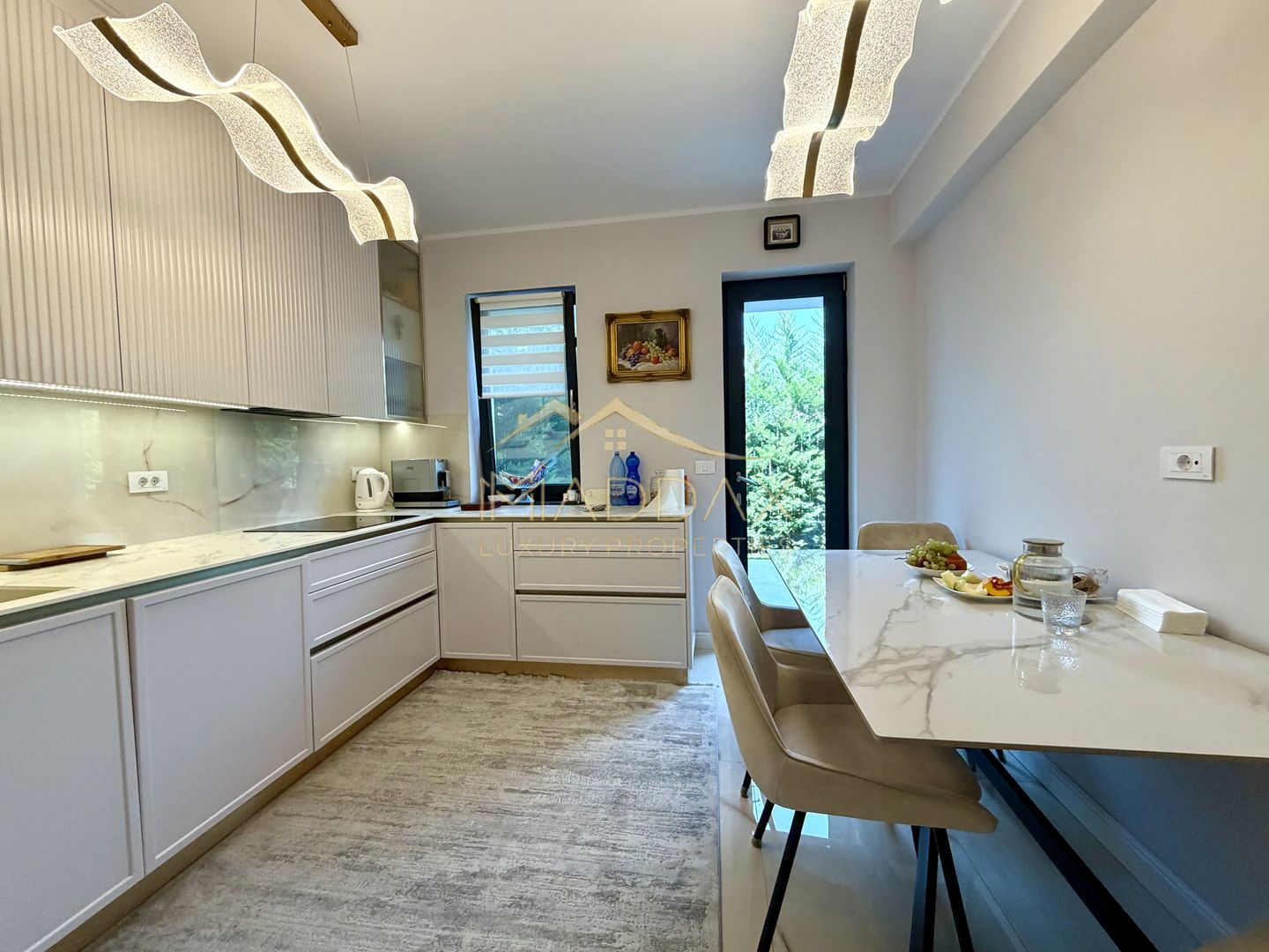 Vil de tip Duplex *P+1E+M* | 176 mp utili | mobilată complet | Chitila - Poză 17