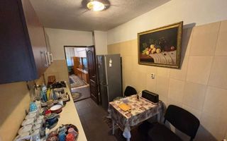 Apartament 4 camere | Ultracentral | Etaj 1 | Balcon | Polisano – Gară - Poză 2