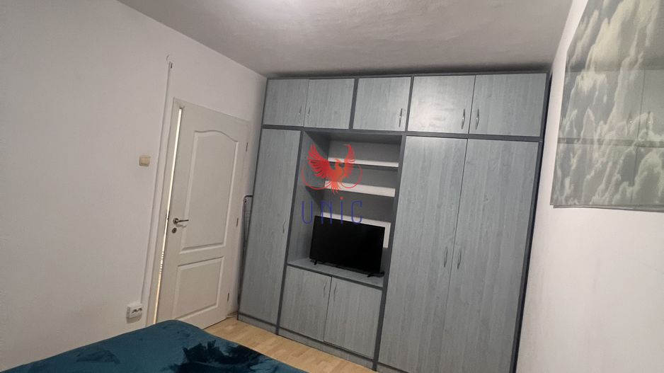 Decomandat, stradal, Calea Bucuresti etaj 1 - Poză 26