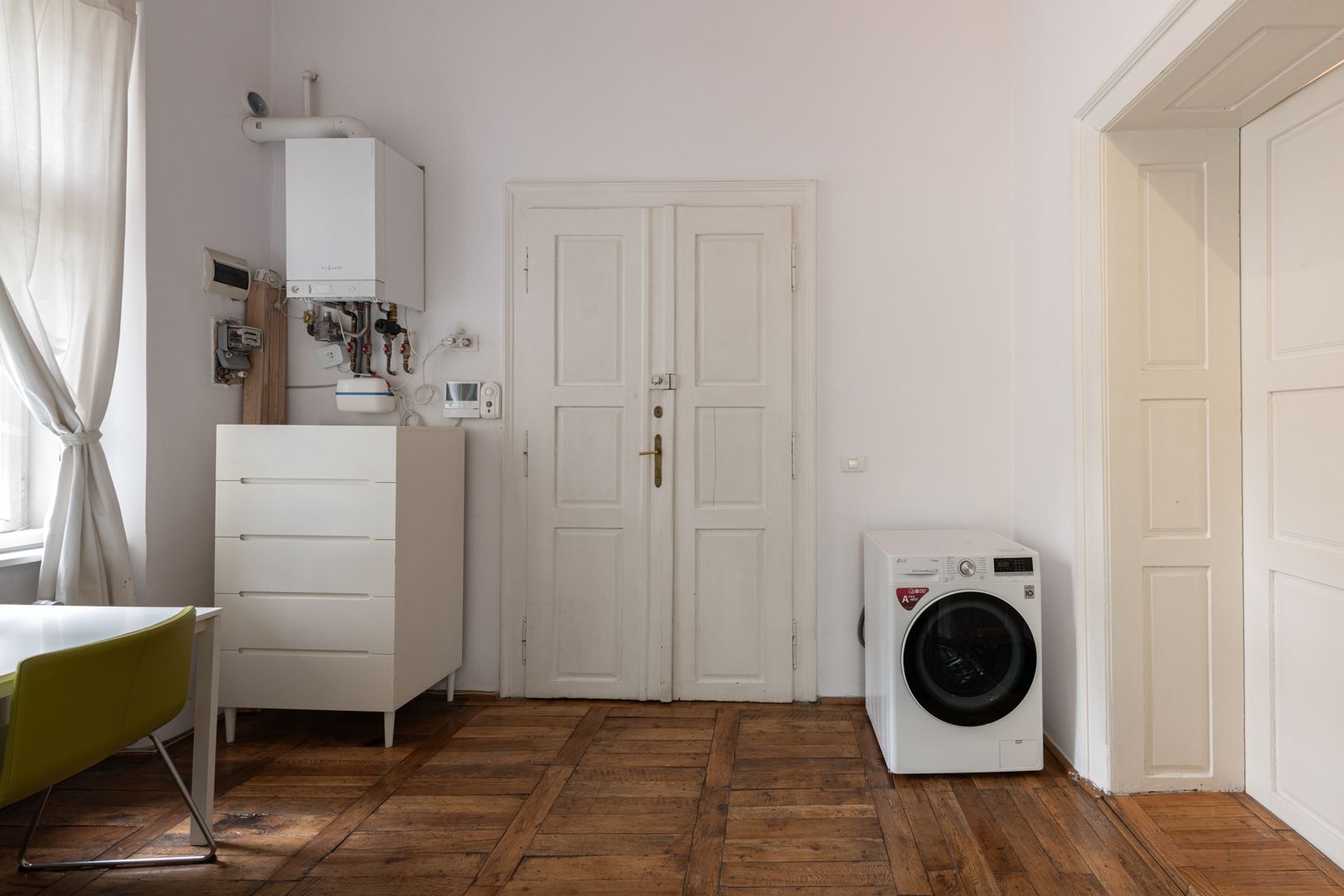 Apartament-galerie la kilometrul zero | 2 camere + mezanin, 2 băi - Poză 17