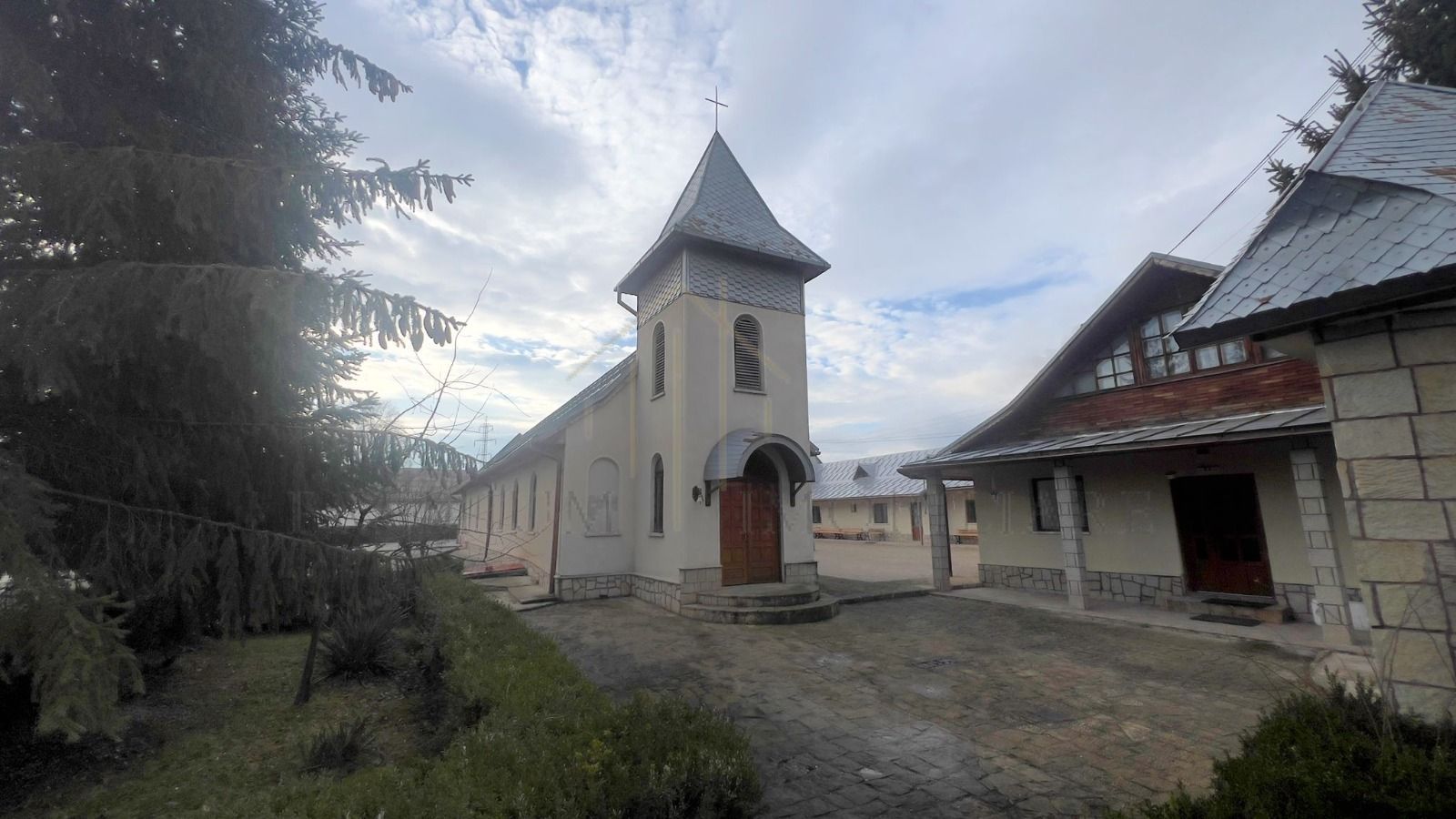 Oportunitate de investiție – Proprietate versatilă în Onești - Poză 15