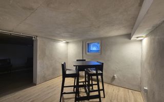 Piața de Miercuri, casă singură în curte, renovată 2025 - Poză 16