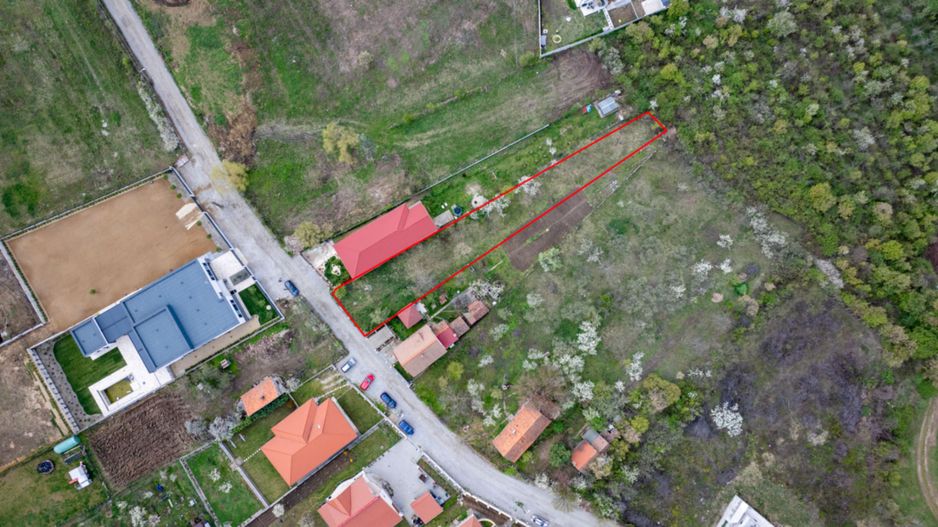 TEREN INTRAVILAN 1080MP STR.RASPANTIILOR / COLINELOR - Poză 7