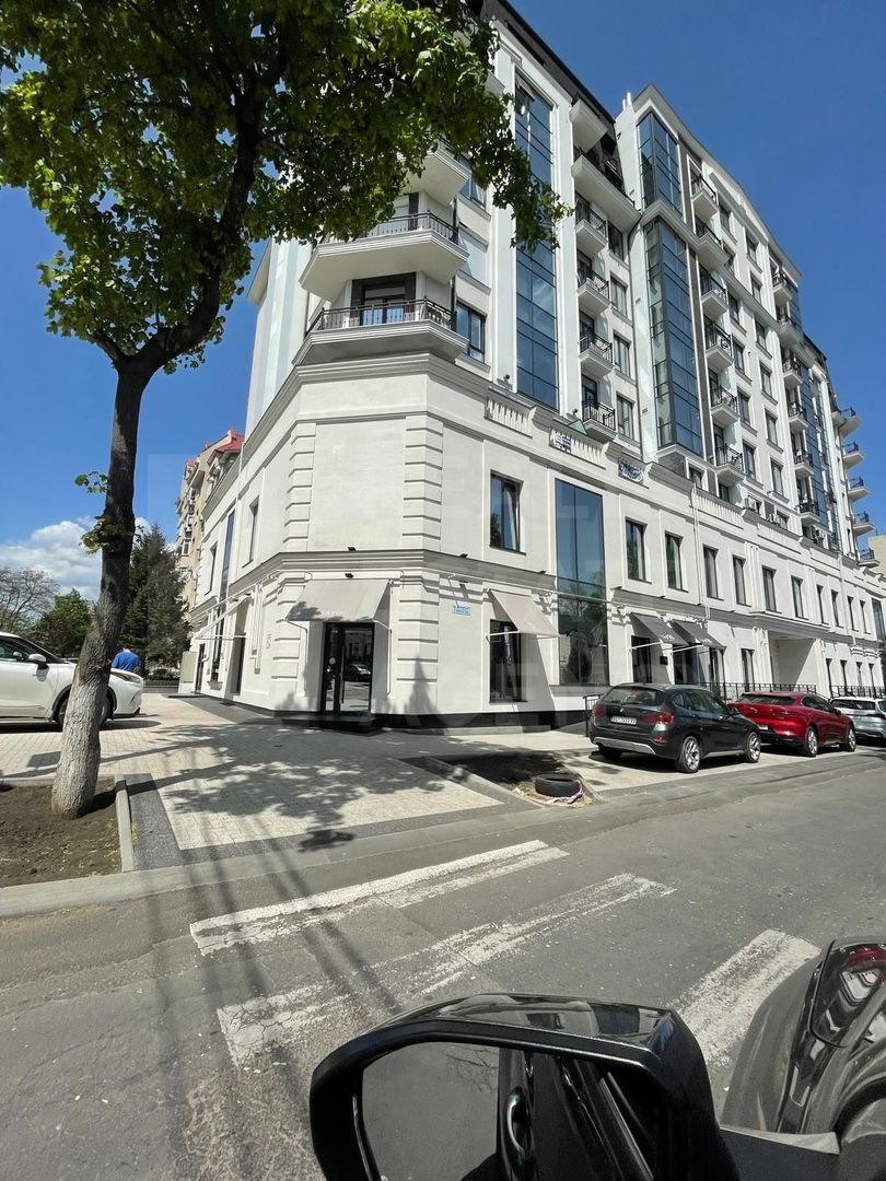 Chirie, apartament cu 2 camere, str. Petru Movilă, sectorul Centru - Poză 1