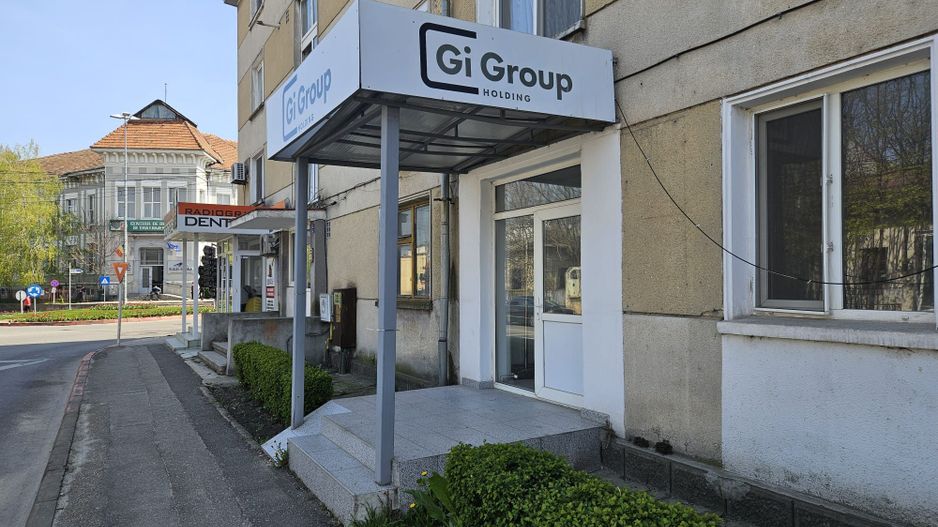 Ultracentral Pitești – spațiu comercial 55 mp, acces stradal - Poză 1